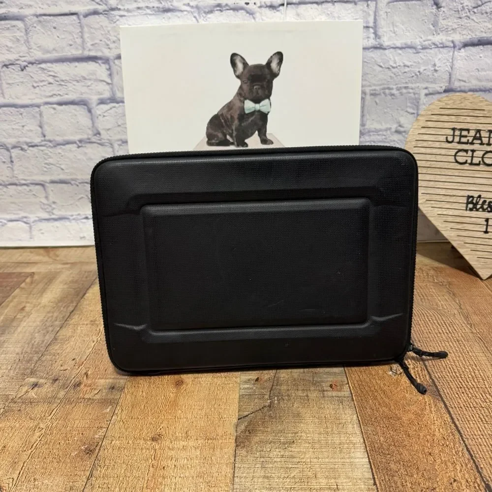 Thule Gauntlet 3.0 Laptop Sleeve